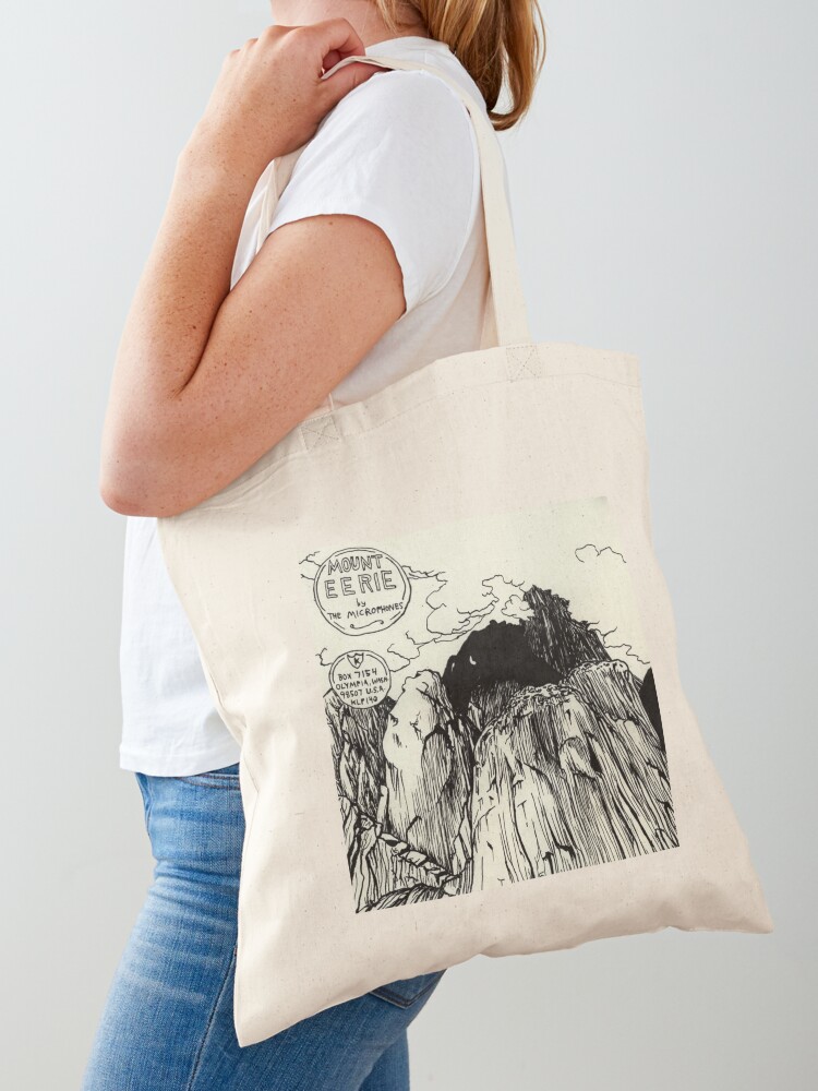 Luxury Bags Drawing - Tas Tote Bergambar Gunung Eerie dari