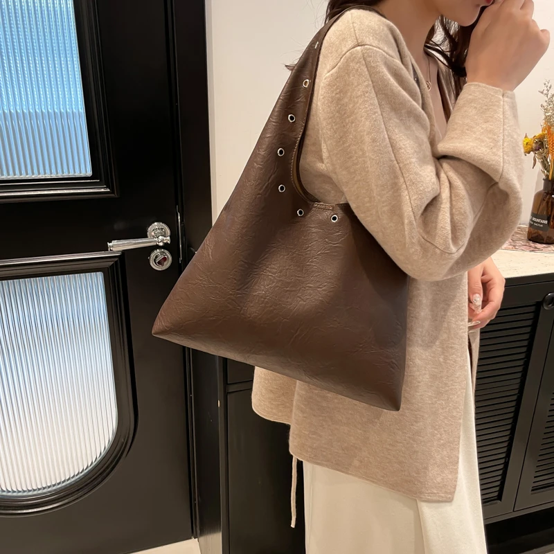 Tas Bahu Wanita PU Kapasitas B - Luxury Bags Trend 2025 ulasan dan harga