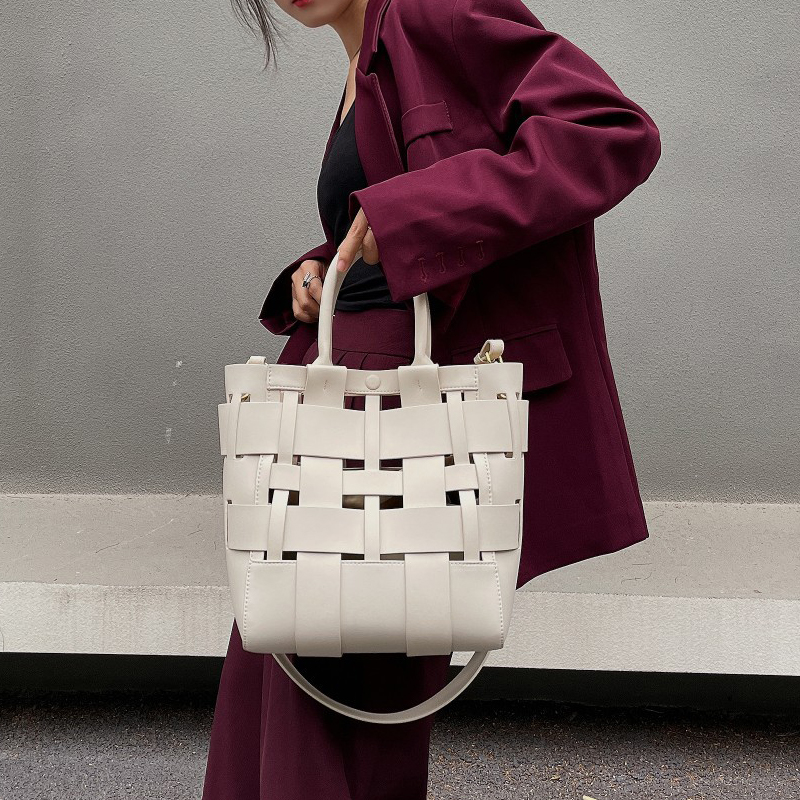 Tas Tote Kulit Asli Inisial Ku - Luxury Bags Trend 2025 ulasan dan harga