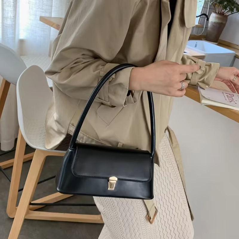 Tas Selempang Wanita Branded M - Luxury Bags Trend 2025 ulasan dan harga
