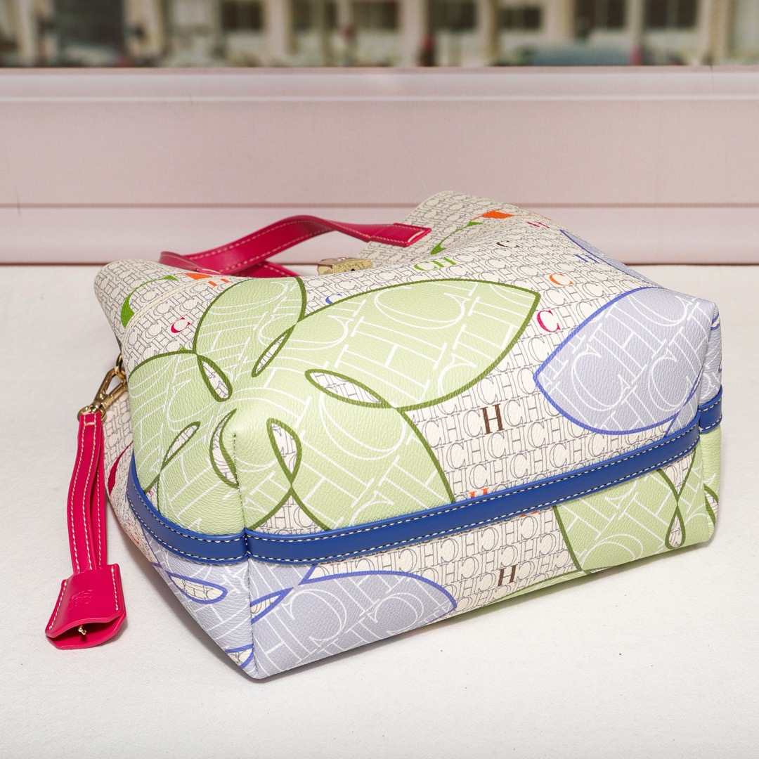 Tas Selempang & Jinjing Wanita - Luxury Bags Trend 2025 ulasan dan harga