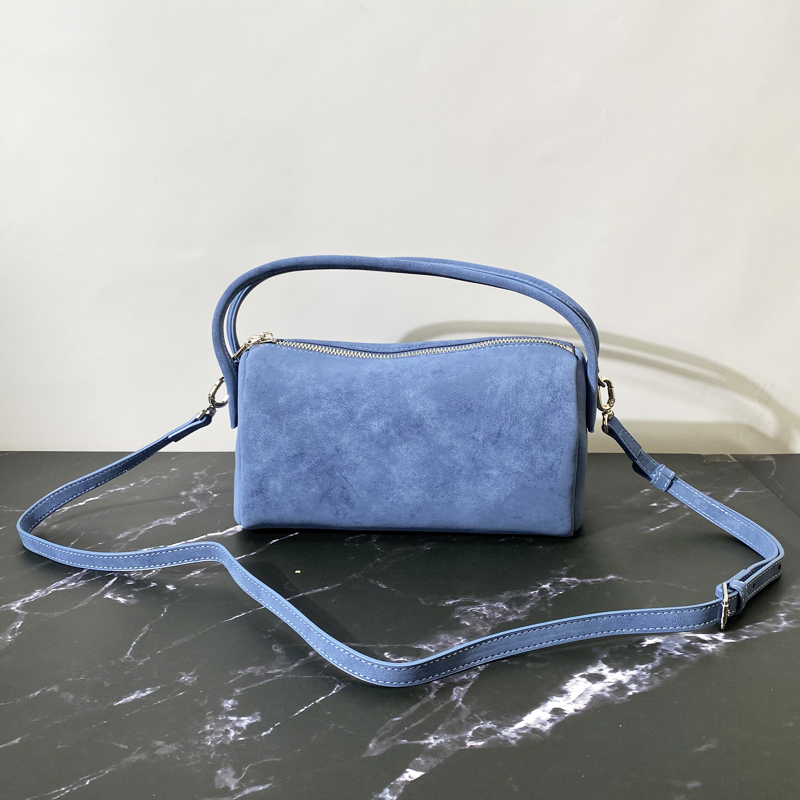 Tas Bantal Kecil Kasual Korea  - Luxury Bags Trend 2025 ulasan dan harga